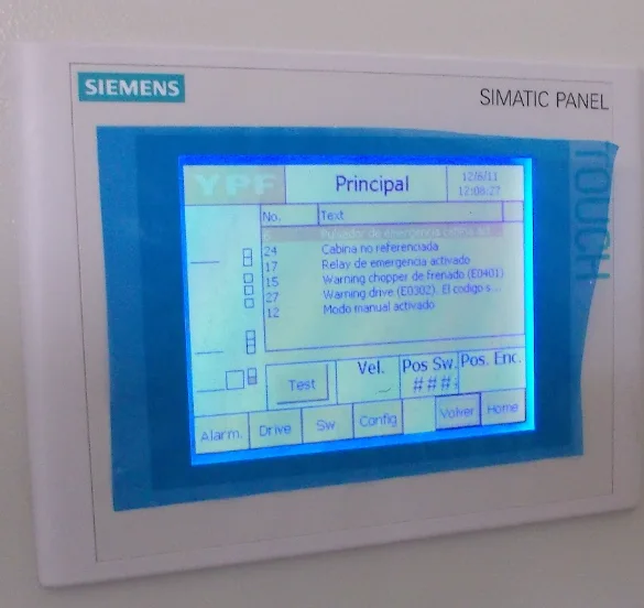 Panel Siemens de control y monitoreo de un montacargas